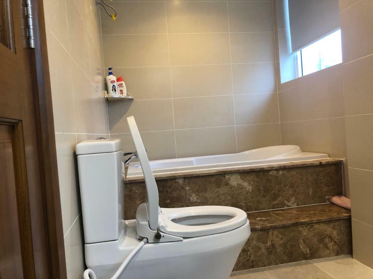 Skyhomes - Tan Son Nhat Airport Homestay Cidade de Ho Chi Minh Exterior foto